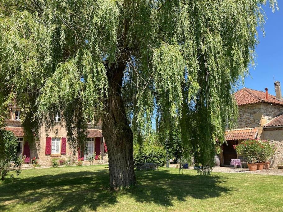 Vakantiehuis La Poire, Op Landgoed Aan De Dordogne Prudhomat المظهر الخارجي الصورة