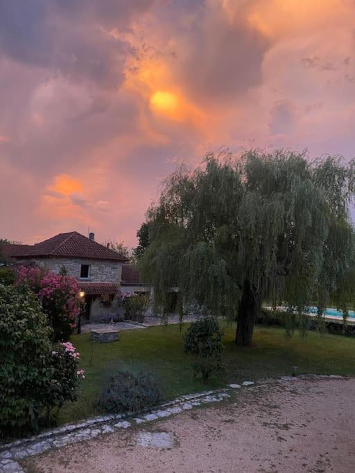 Vakantiehuis La Poire, Op Landgoed Aan De Dordogne Prudhomat المظهر الخارجي الصورة